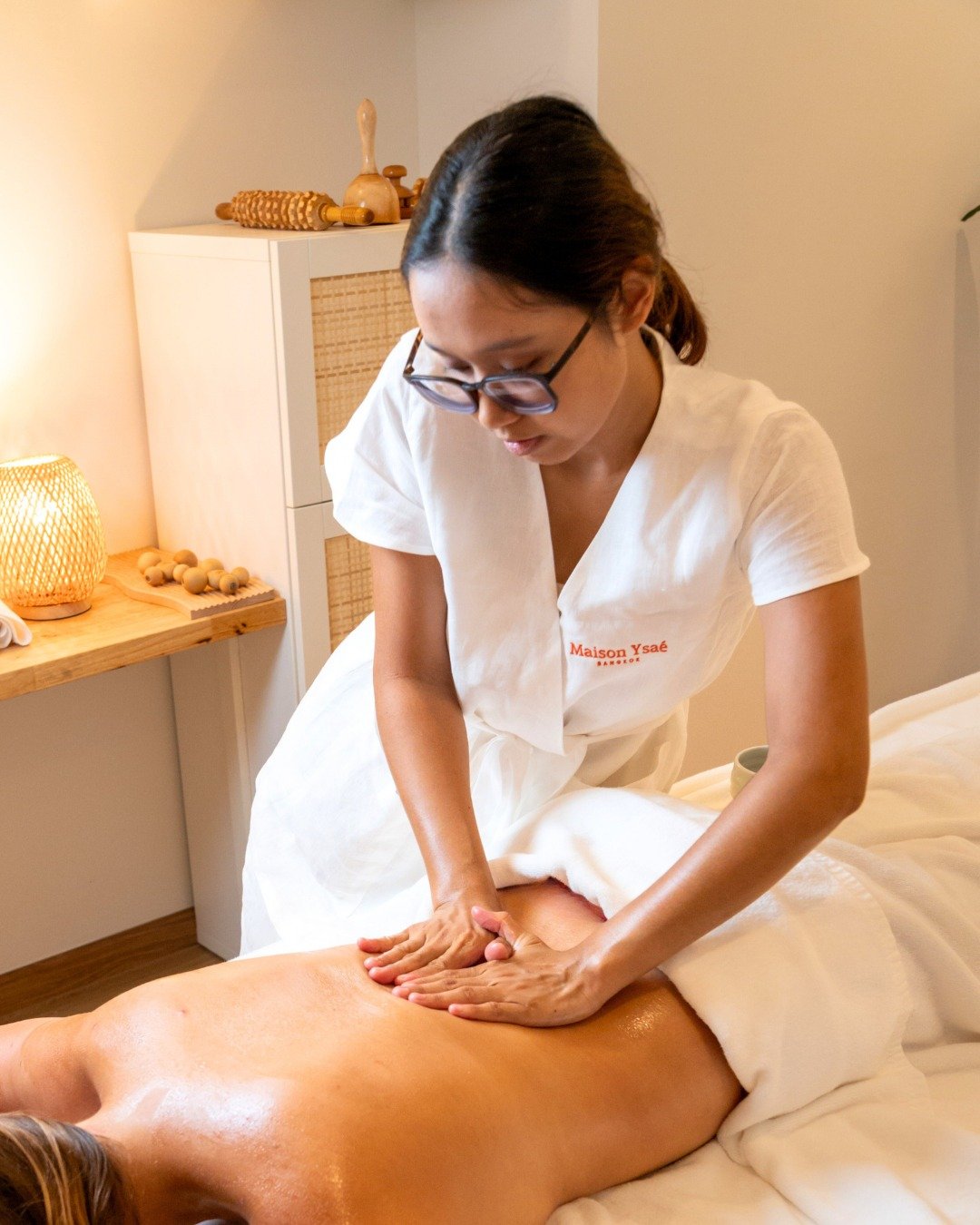 Which Studio Offers the Best Deep Relaxation Massage in Bangkok